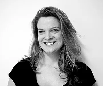 Headshot of Lucinda Southern